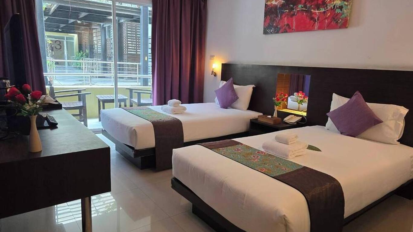โรงแรมบารอนบีช