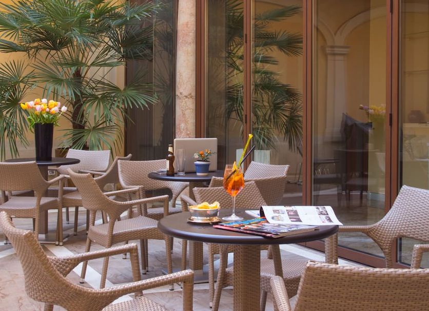 ลาน รูปภาพ