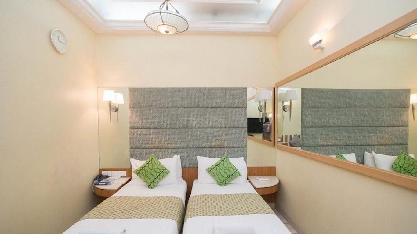 โรเจ็นท์ โฮเทล