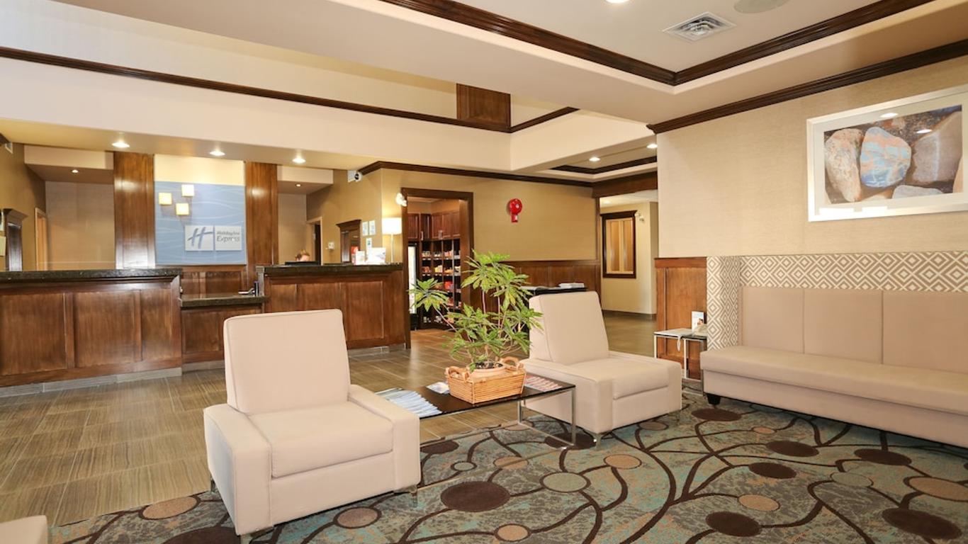 โรงแรม ฮอลิเดย์ อินน์ เอ็กซ์เพรส แอนด์ สวีทส์ - เวอร์นอน บาย IHG