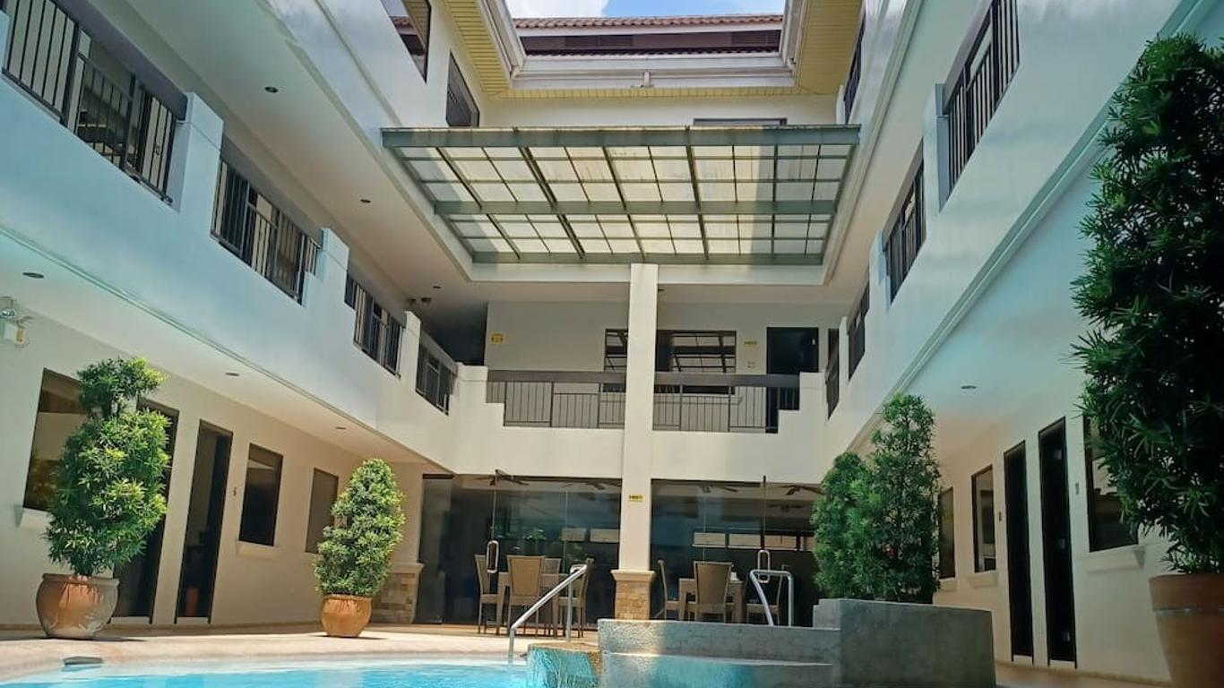 โรงแรมบูมเมอแรง