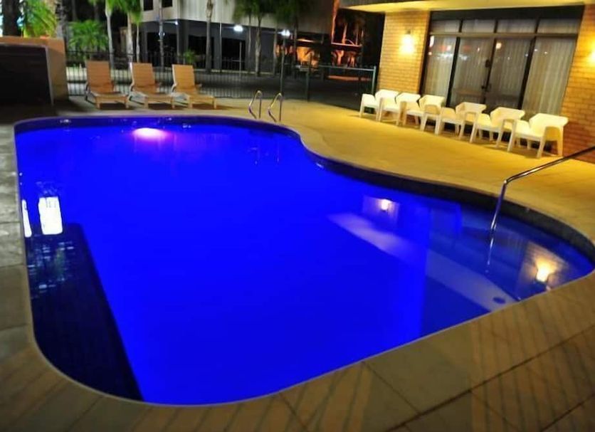 สระว่ายน้ำ รูปภาพ