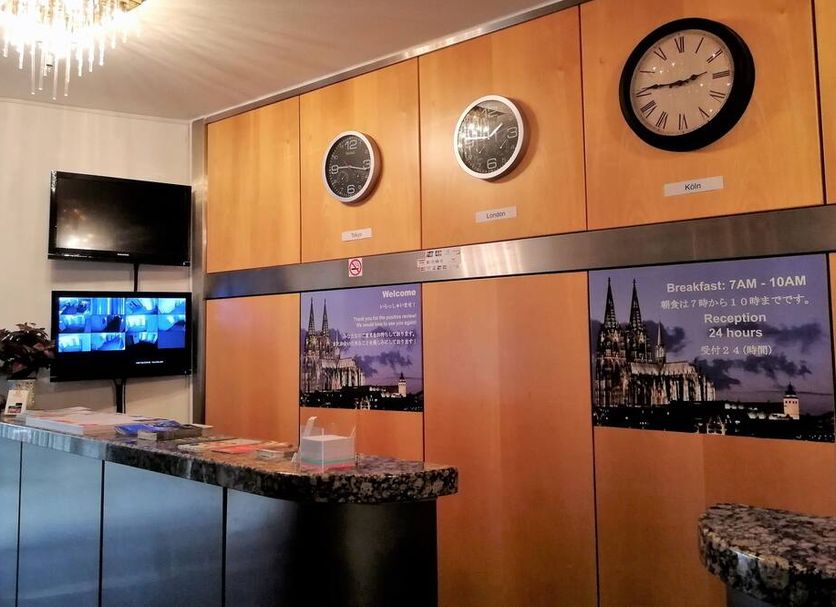 แผนกต้อนรับส่วนหน้า รูปภาพ