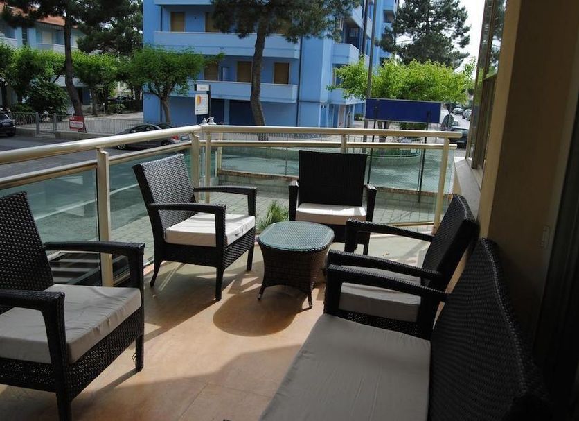 ระเบียง รูปภาพ