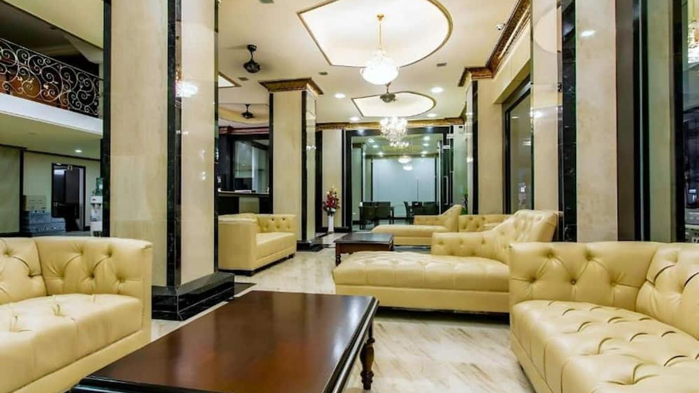 แลนด์ รอยัล เรสซิเดนซ์