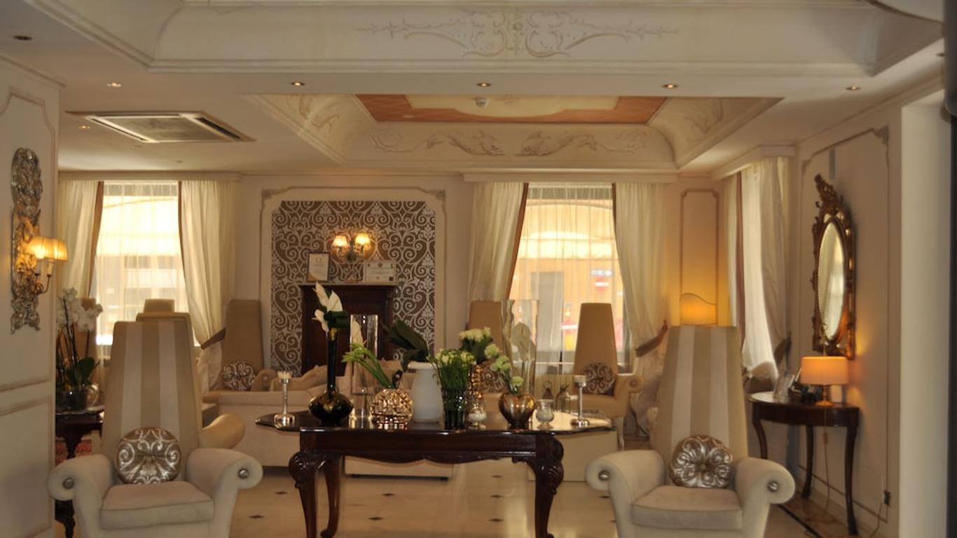 โรงแรมโยลันดา
