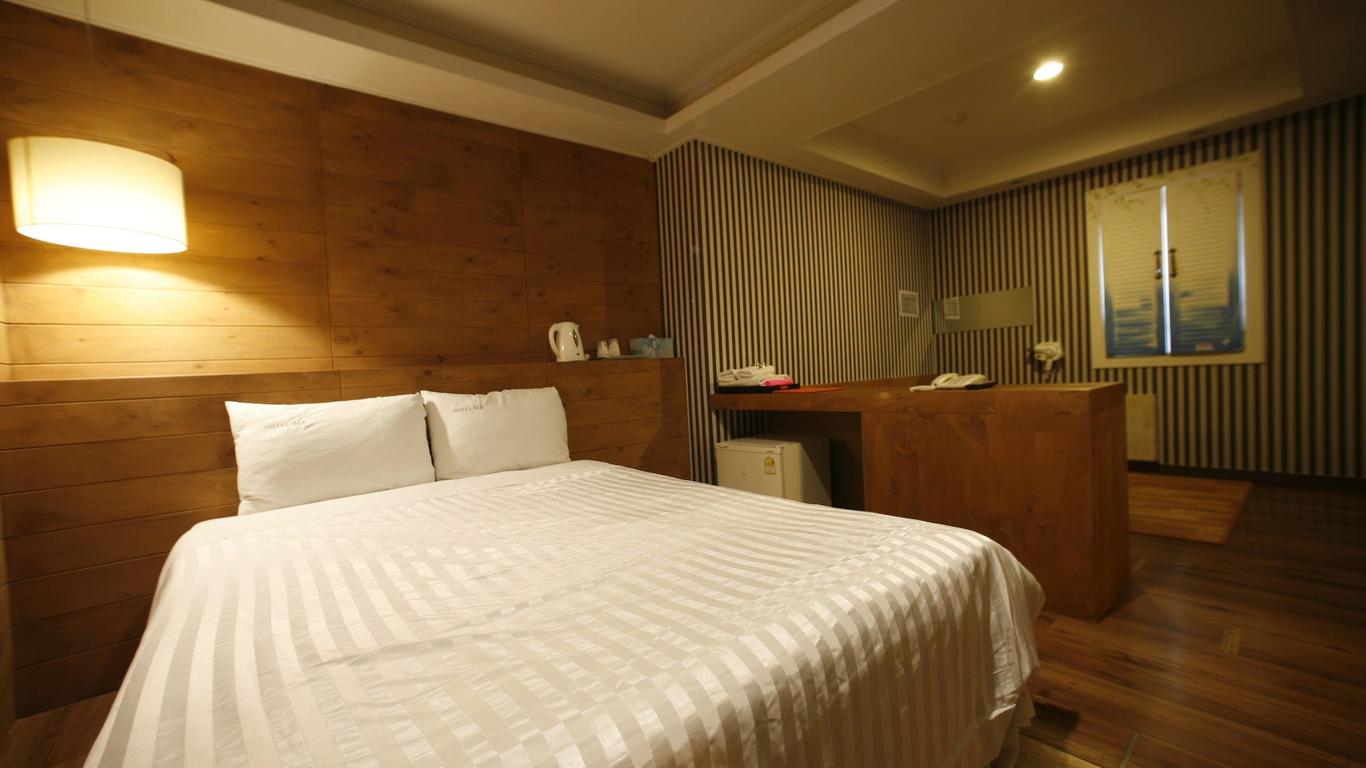 โรงแรมบิซจองโกร