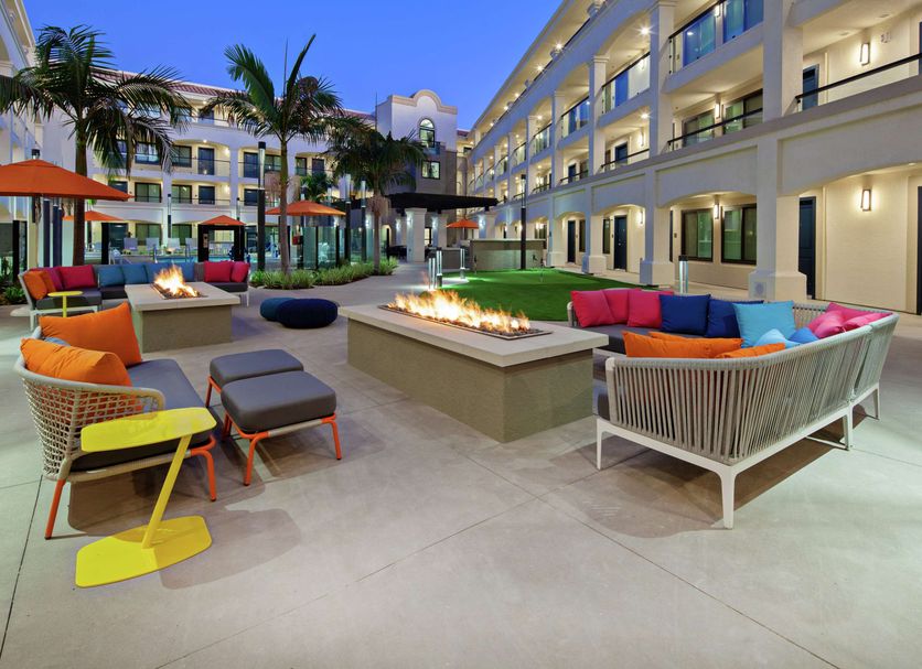 ลาน รูปภาพ