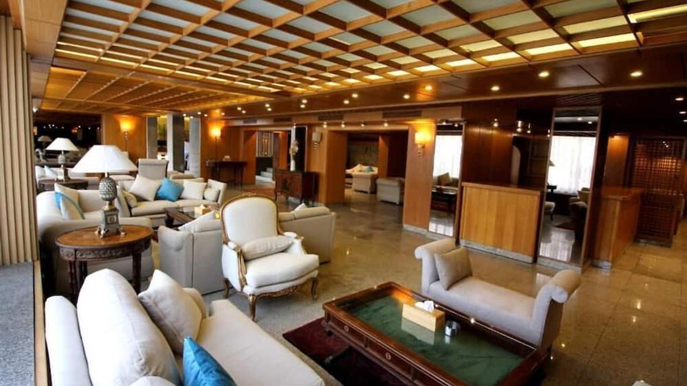 โรงแรม เมดิเตอร์เรเน่ เบรุต