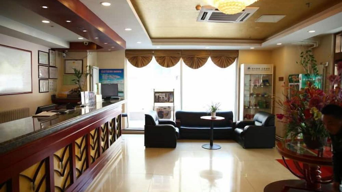 โรงแรมกรีนทรีอินน์เหวยไห่นอร์ท ชิงเต่าโรด เอ็กซ์เพรส