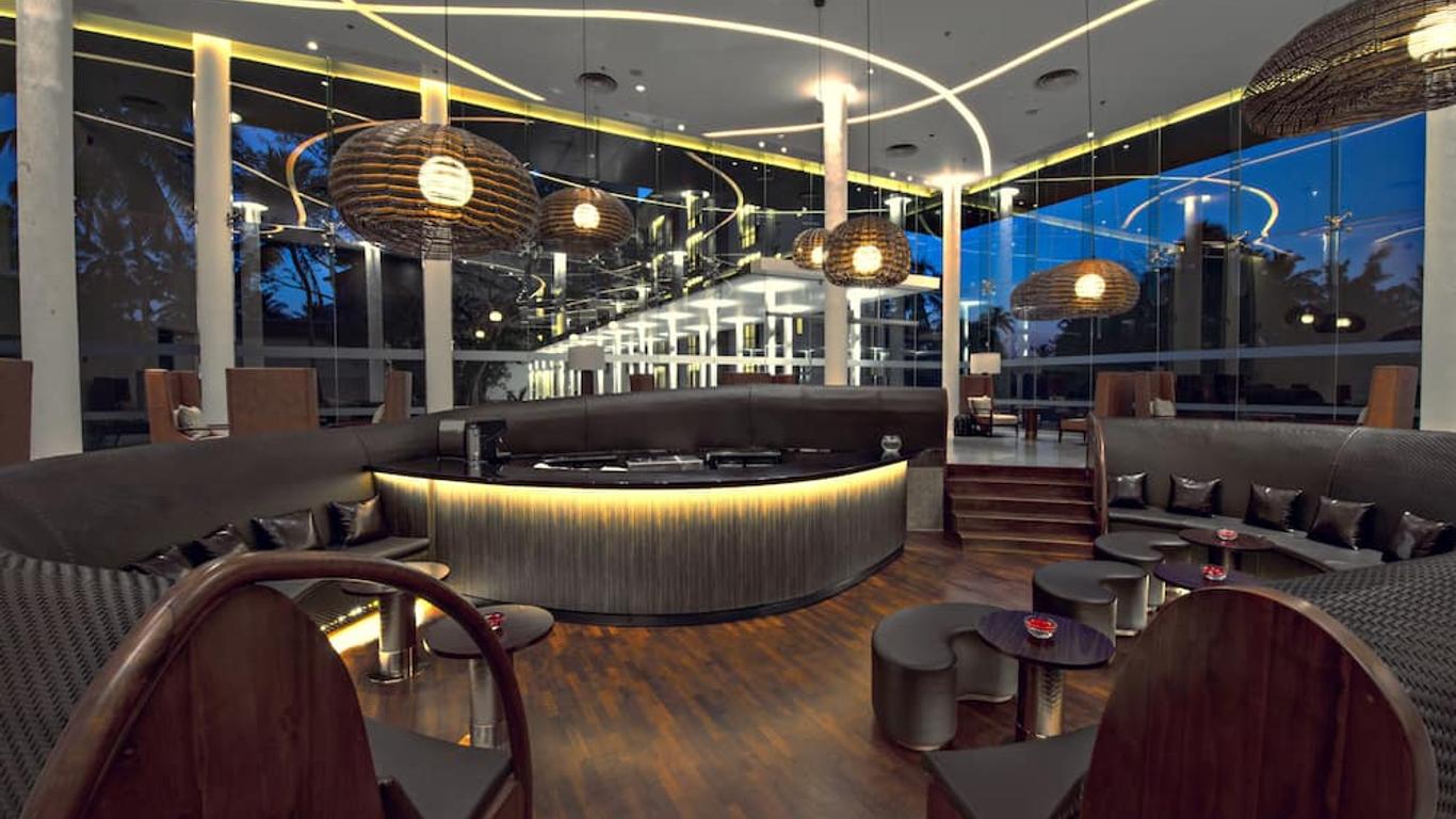 โรงแรมวีวันตา โคลัมโบ, สนามบินการ์เด้น