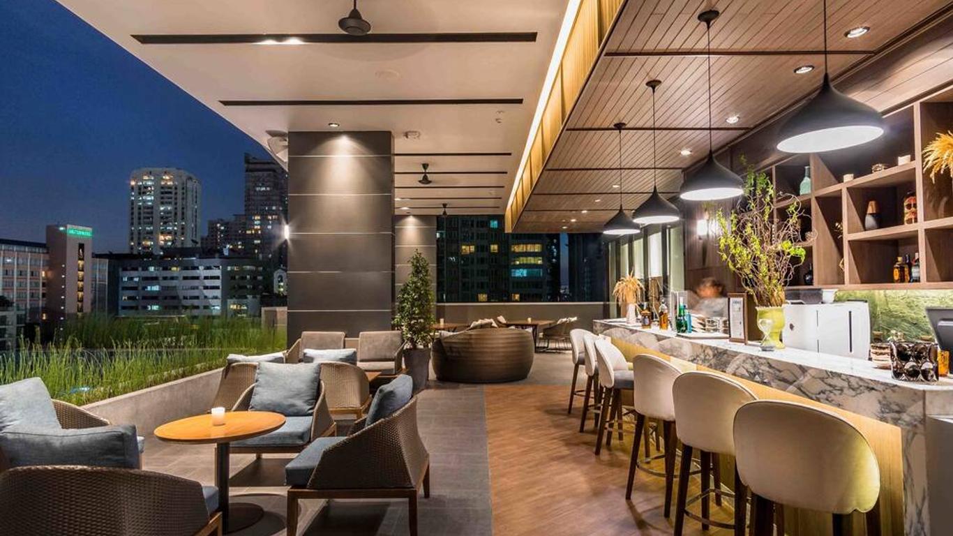 โรงแรมสกายวิว กรุงเทพ