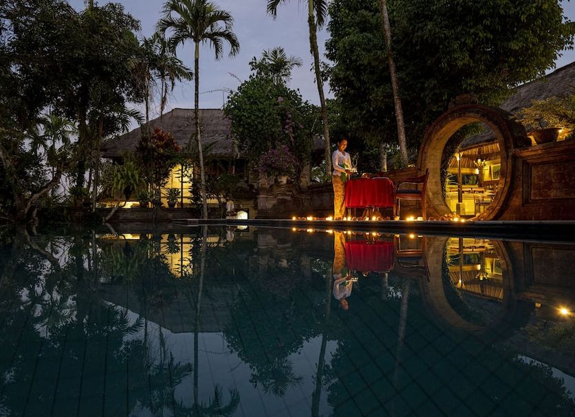 สระว่ายน้ำ รูปภาพ