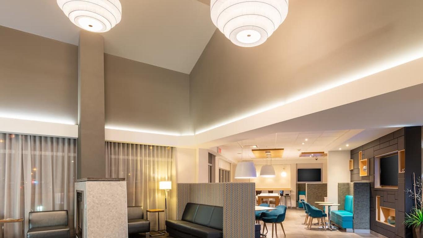 โรงแรม ฮอลิเดย์ อินน์ เอ็กซ์เพรส ควิเบก ซิตี้ - แซงต์ ฟอย บาย IHG