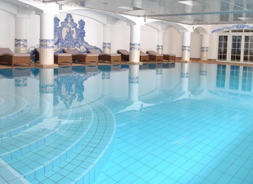 สระว่ายน้ำ รูปภาพ