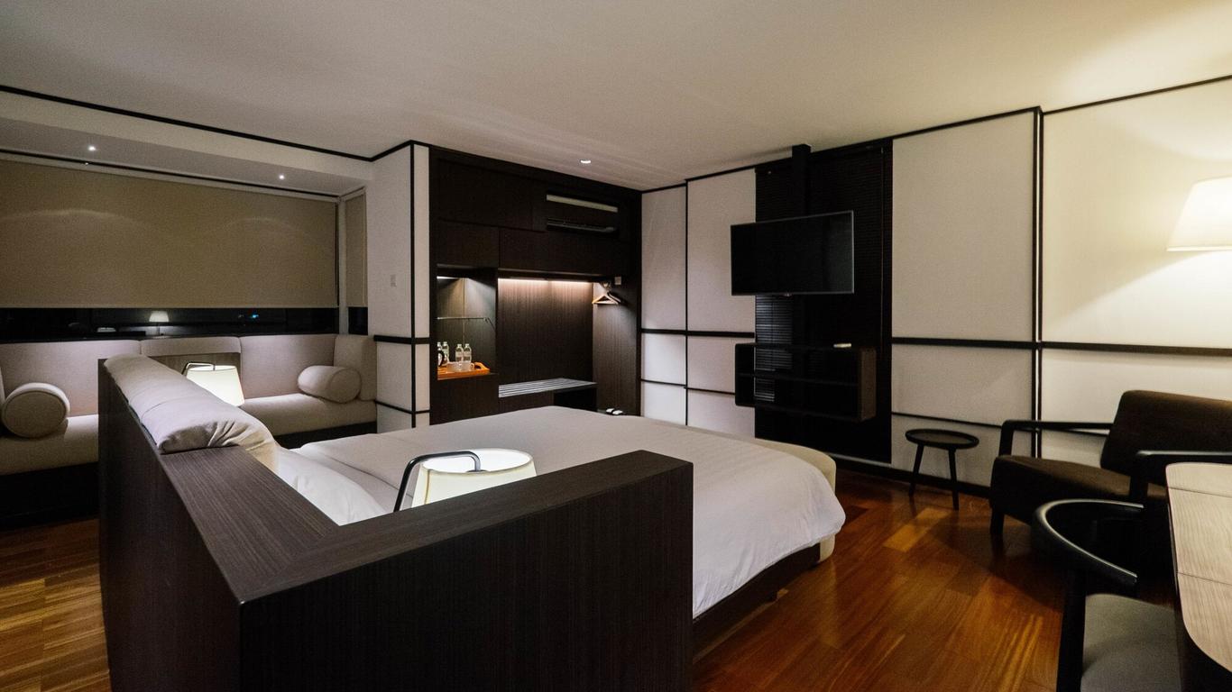 โรงแรมนามิน