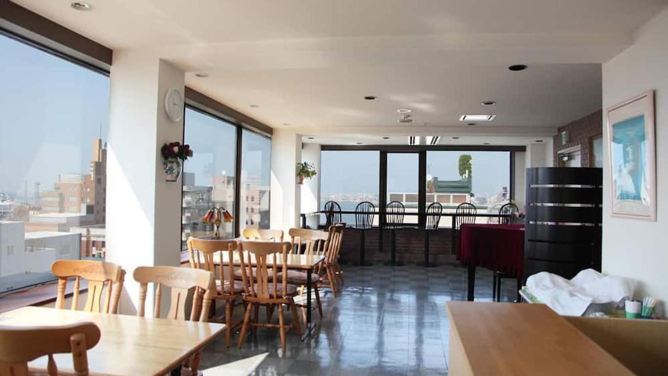 โรงแรม ฮาจิมันซาคา