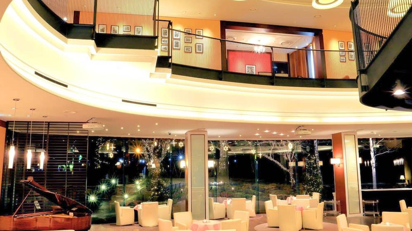 โรงแรมพรีเมียร์ นาคาจิมะ พาร์ค ซัปโปโร