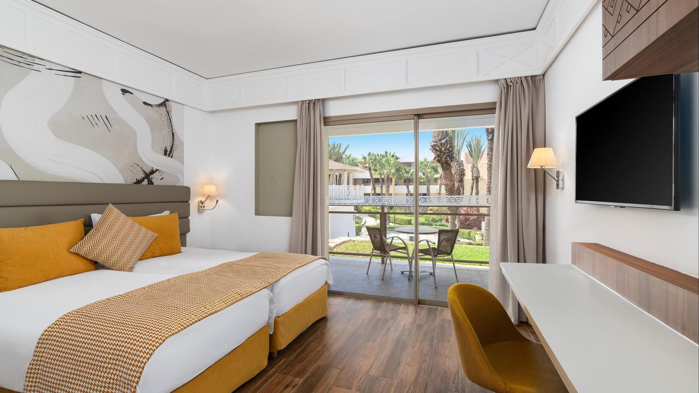 Dunes d'Or Ocean Club ดูนส์ดอร์โอเชียนคลับ