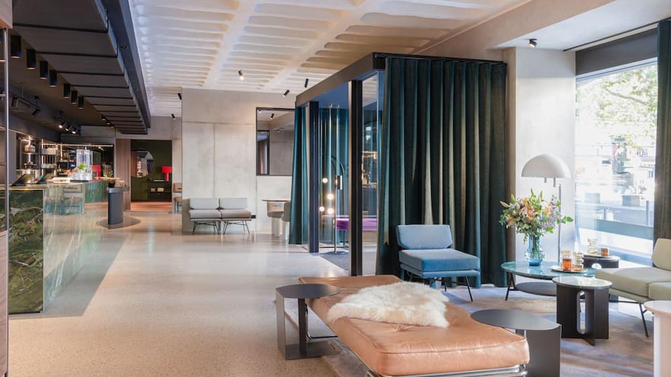 โรงแรม EmiLu Design