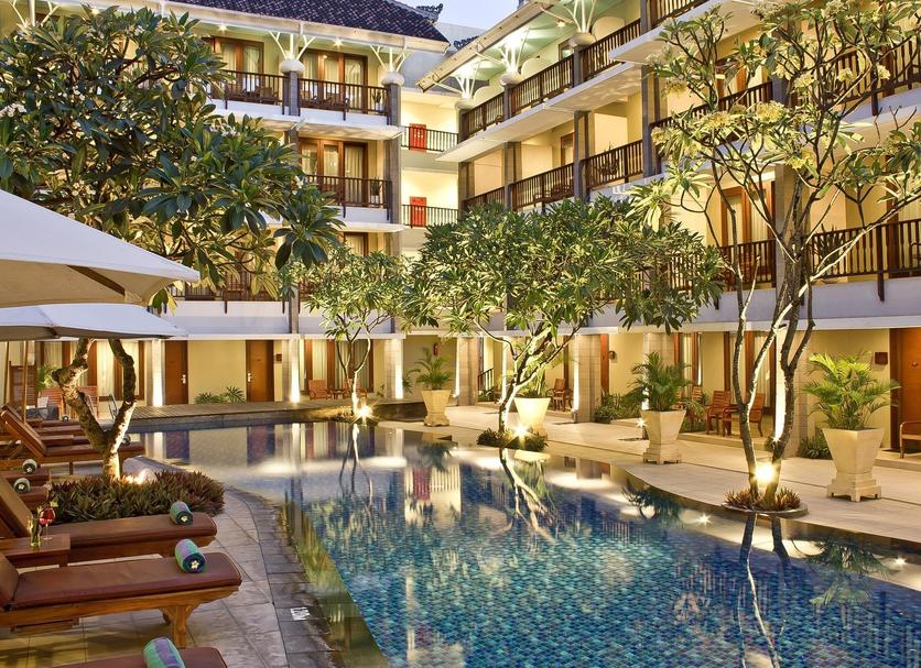 สระว่ายน้ำ รูปภาพ