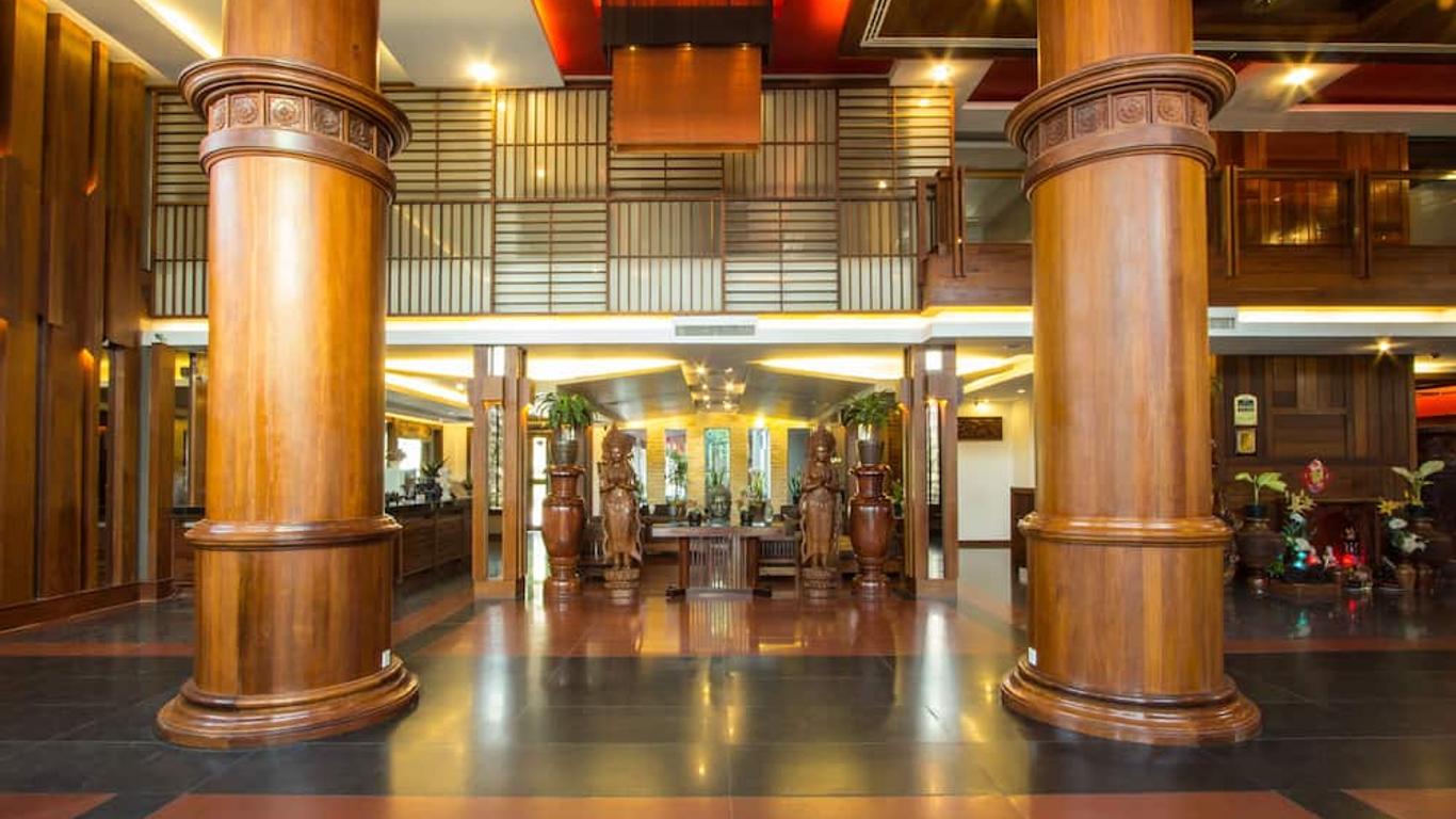 โรงแรมโรยัล เอ็มไพร์