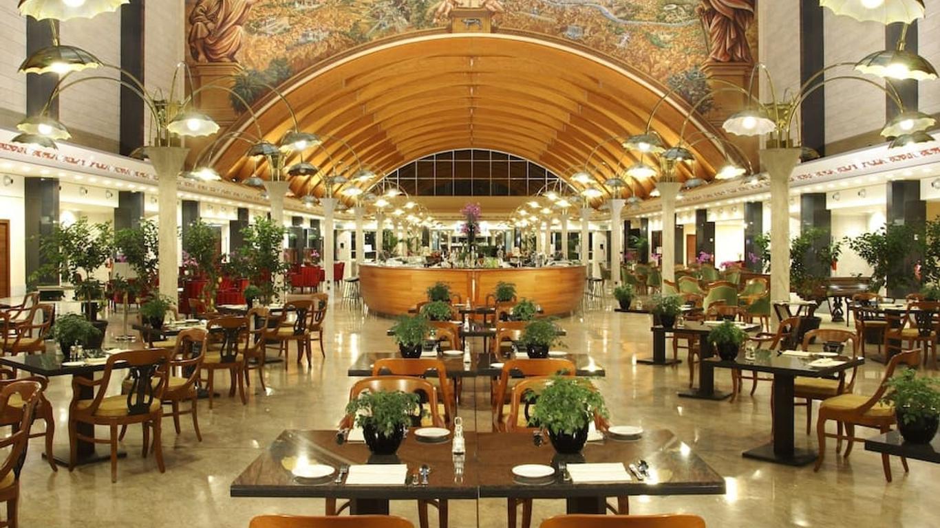 โรงแรมโรม แมริออท พาร์ค