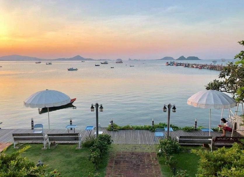 วิวภายนอก รูปภาพ