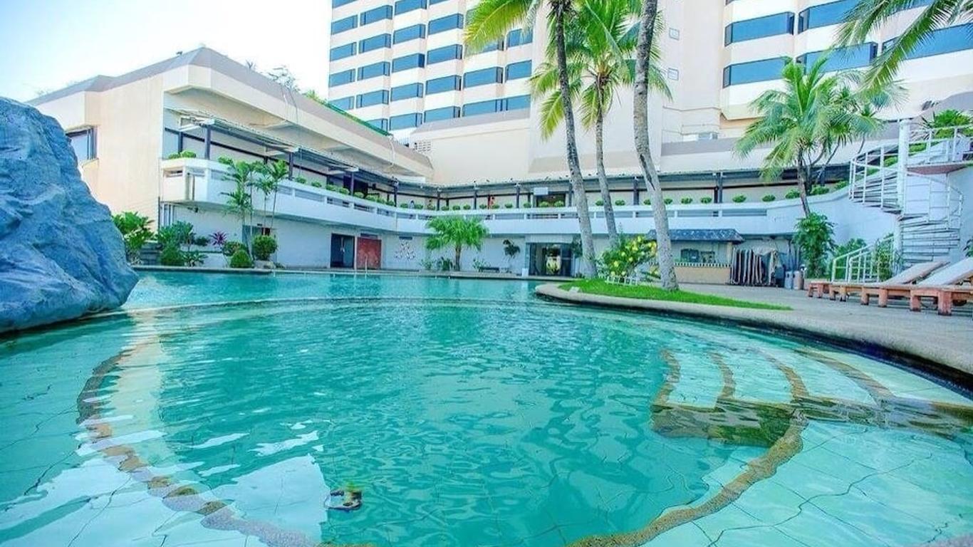 โรงแรมท็อปแลนด์