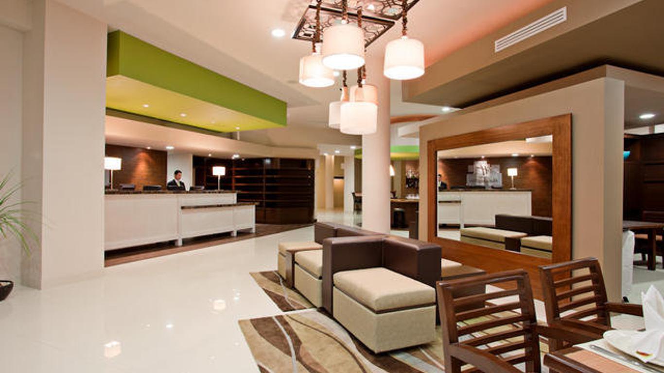 ฮอลิเดย์ อินน์ ติฮัวนา โซนา ริโอ บาย IHG