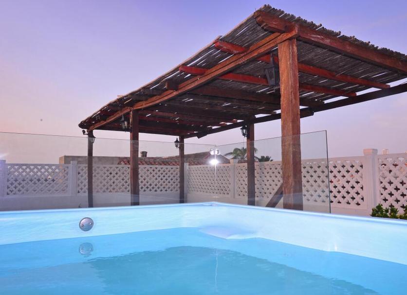 สระว่ายน้ำ รูปภาพ