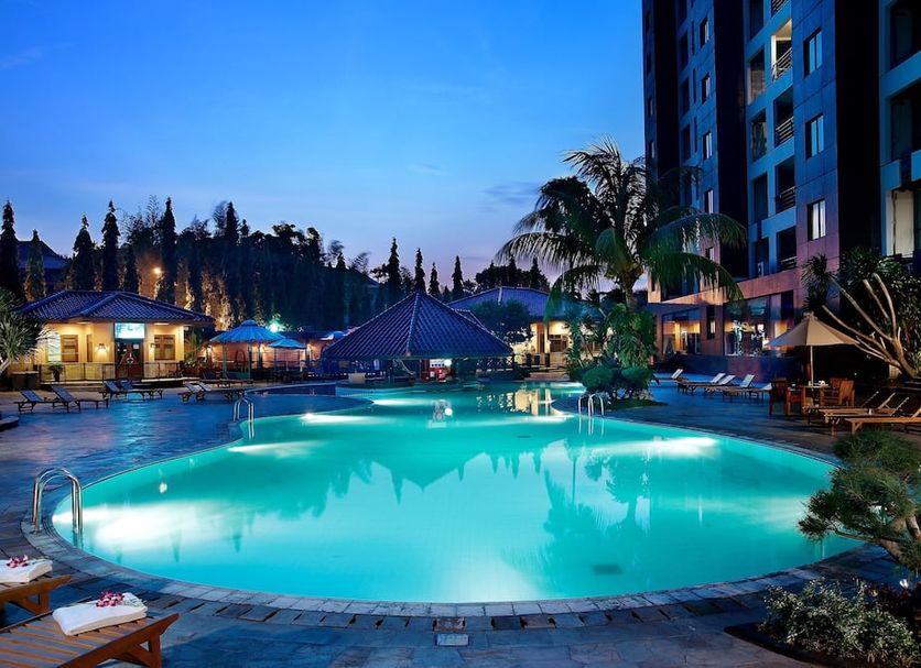 สระว่ายน้ำ รูปภาพ