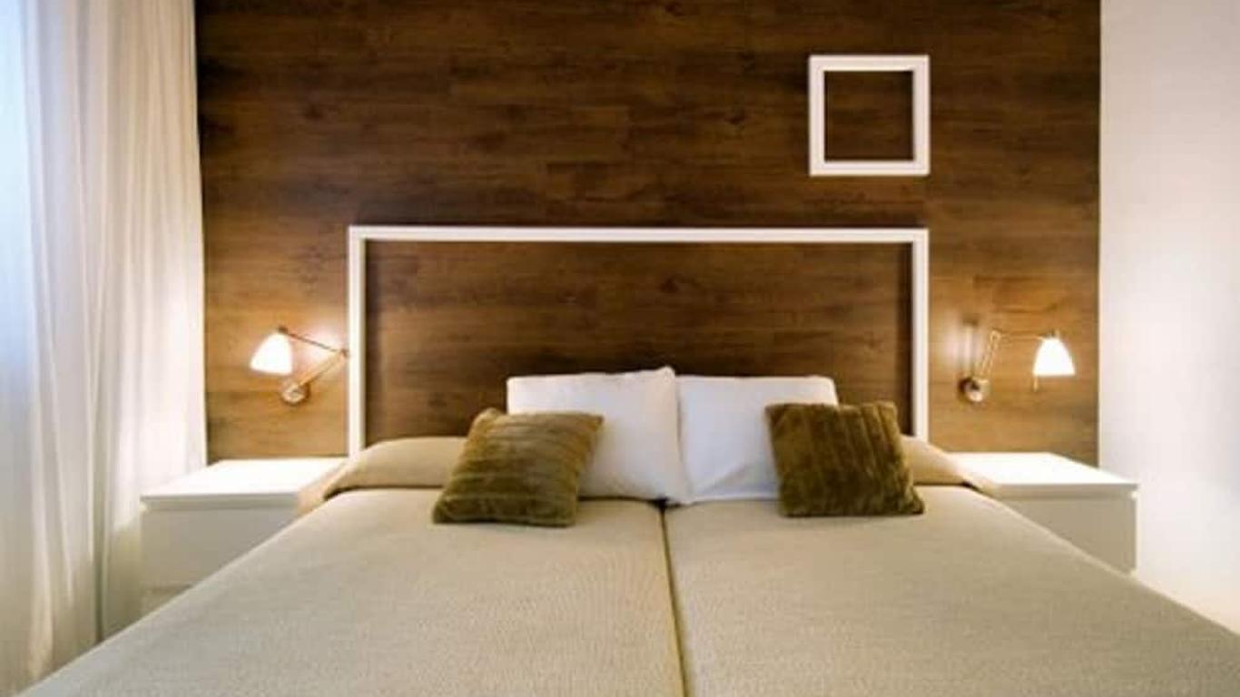 โรงแรม Villamor - Only Adults