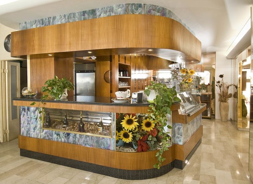 แผนกต้อนรับส่วนหน้า รูปภาพ