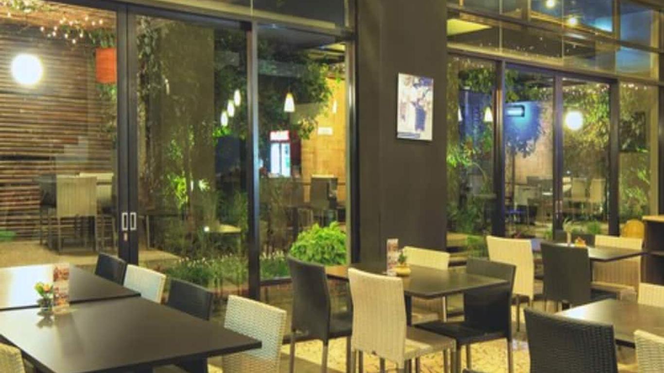 โรงแรมวาเลอร์