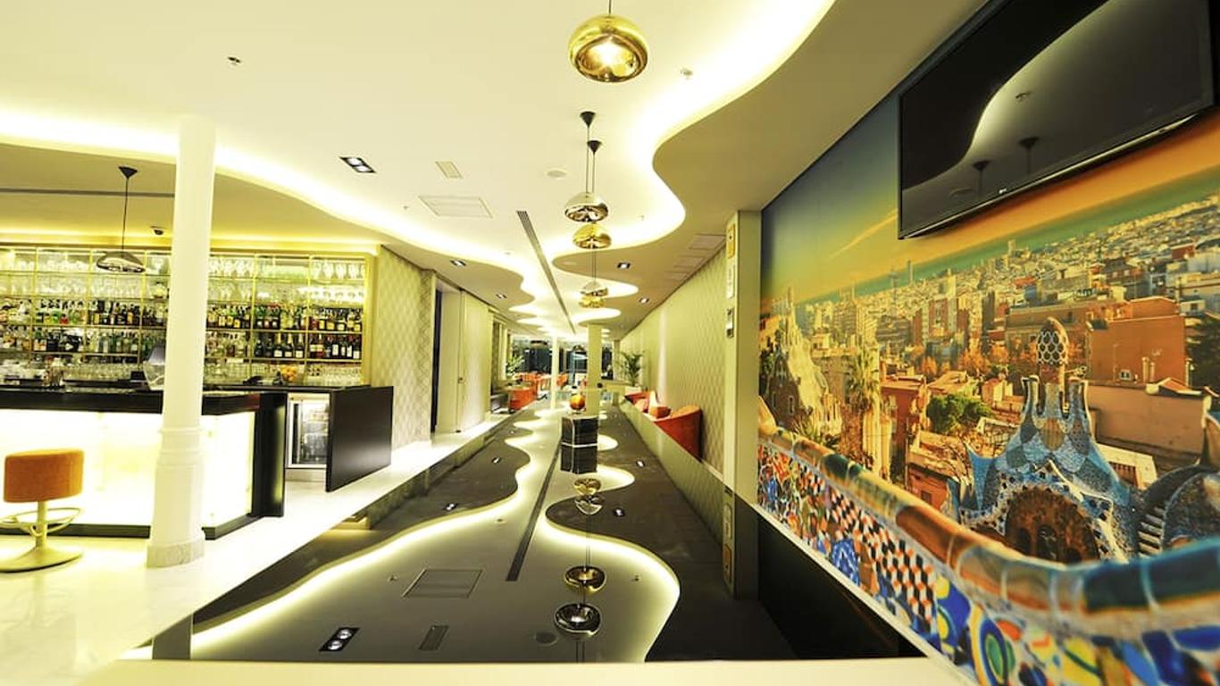 โรงแรม อินดิโก บาร์เซโลนา - พลาซา กาตาลุนยา บาย IHG