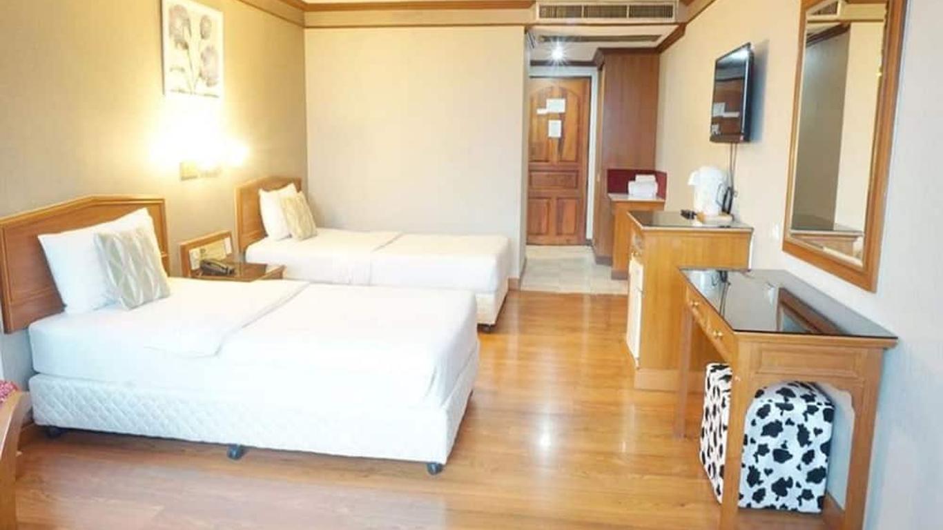 โรงแรมเบย์