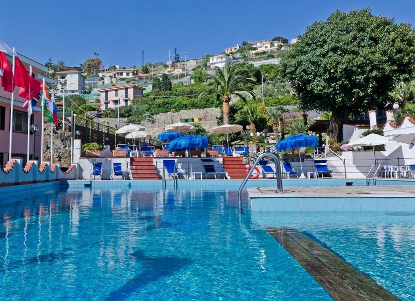 สระว่ายน้ำ รูปภาพ