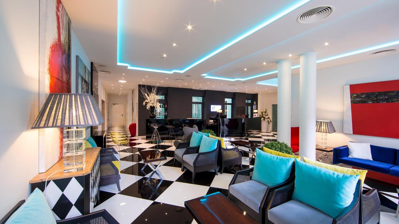 โรงแรม ฮอลิเดย์ อินน์ เอ็กซ์เพรส ลิสบอน, Av. Liberdade บาย IHG