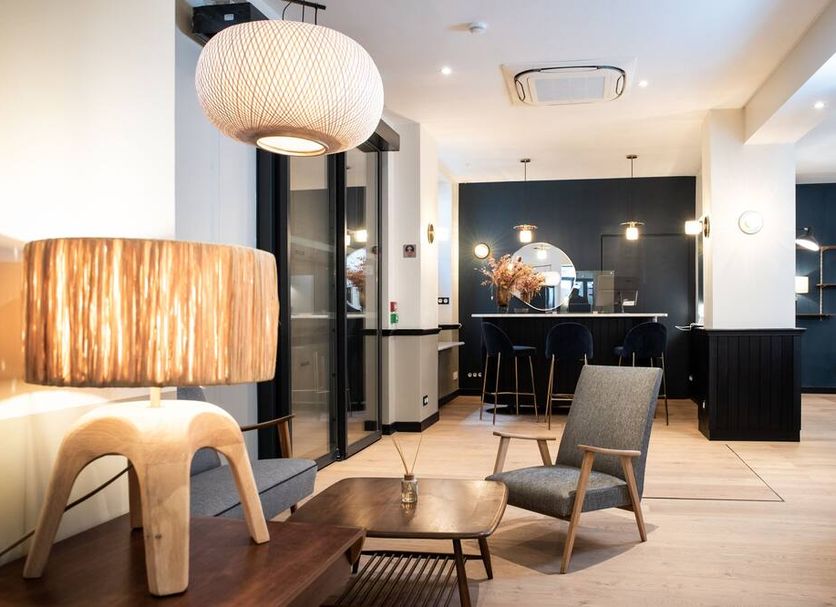 แผนกต้อนรับส่วนหน้า รูปภาพ