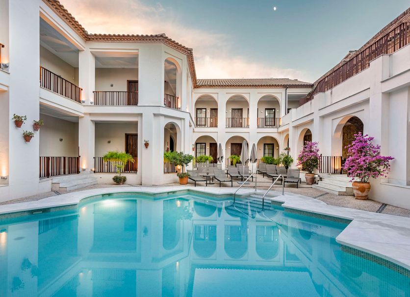 สระว่ายน้ำ รูปภาพ