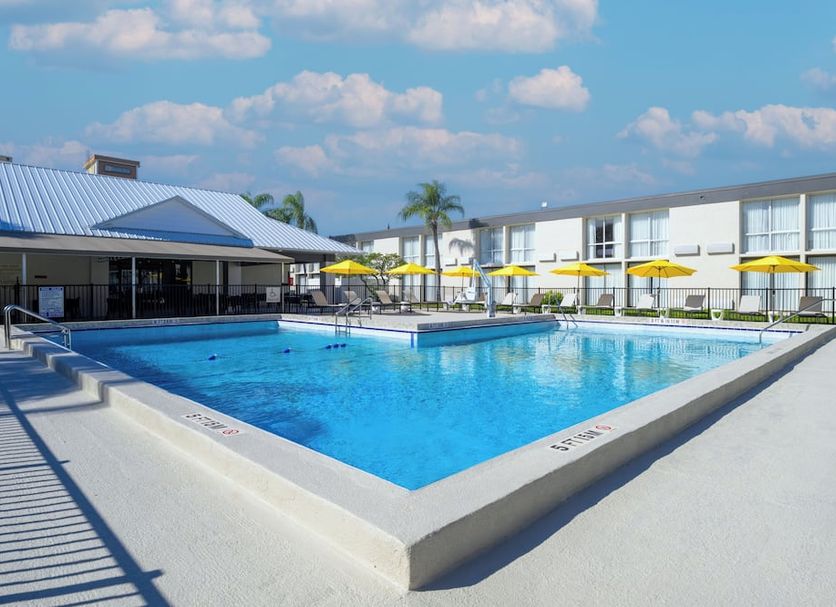 สระว่ายน้ำ รูปภาพ