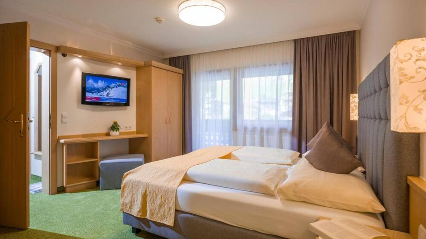 โรงแรม-การ์นี จาโคแบร์