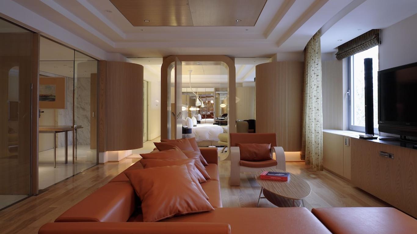 โรงแรมซัปโปโรแกรนด์