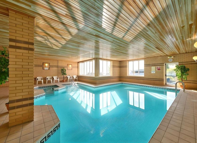 สระว่ายน้ำ รูปภาพ