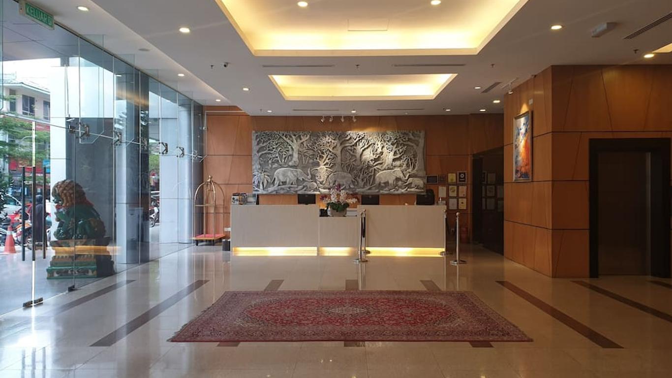 โรงแรมแพนบอร์เนียว โกตากินาบาลู