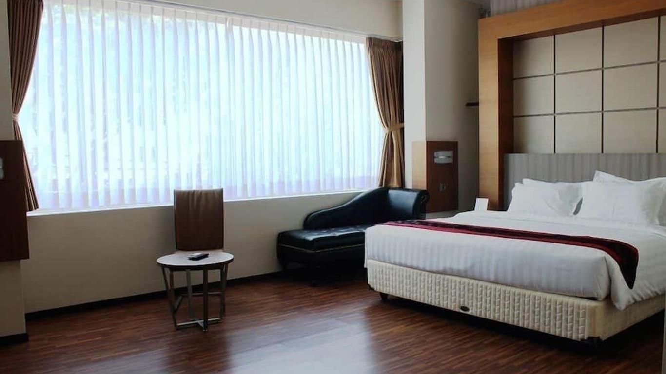 โรงแรมไอเดียส์
