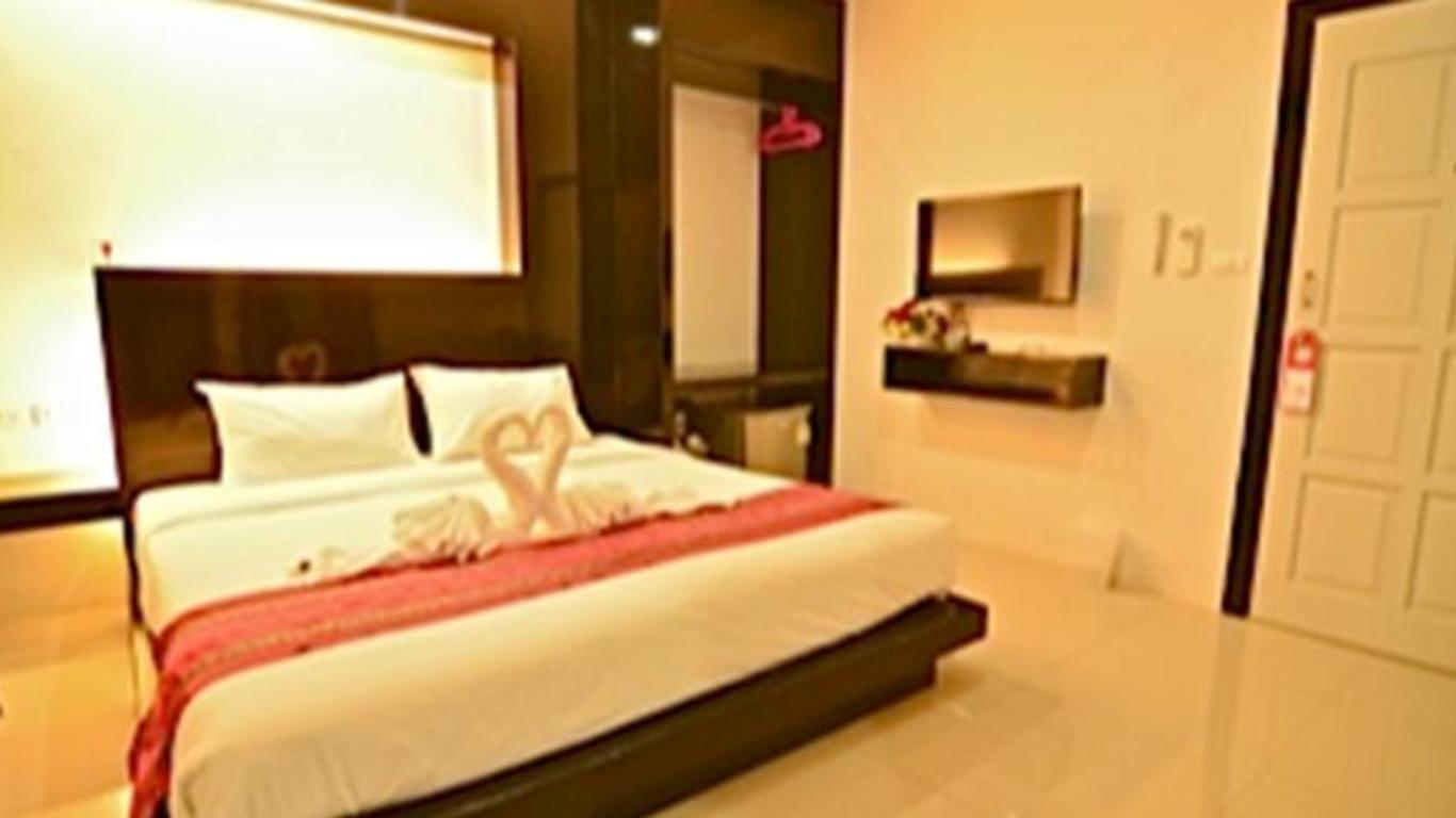 โรงแรม ดี 1 ป่าตองบีช