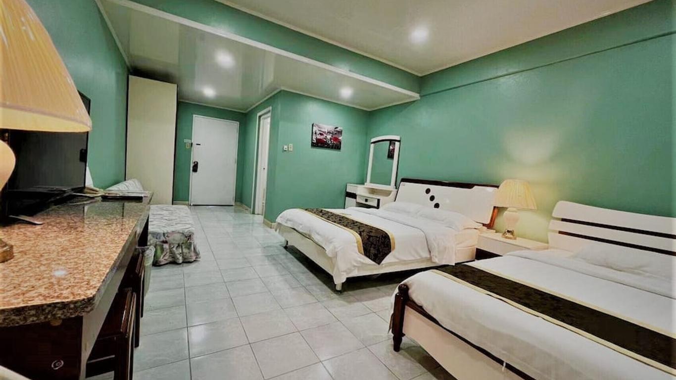 โรงแรม Beach Garden