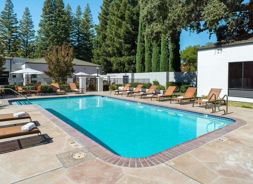 สระว่ายน้ำ รูปภาพ